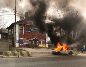 В Парголово и на улице Салова горели автомобили