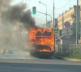 Масштабный пожар в автопарке с пассажирскими автобусами